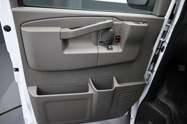 2025 Chevrolet Express Cargo Van RWD 3500 Extended Wheelbase WT