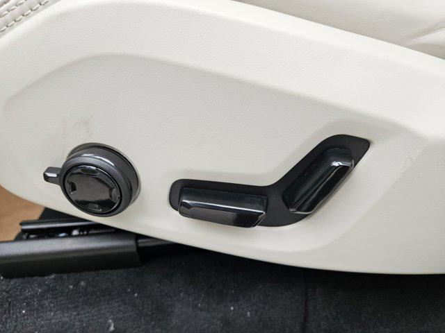 2026 Volvo XC90 B6 Ultra 7-Seater