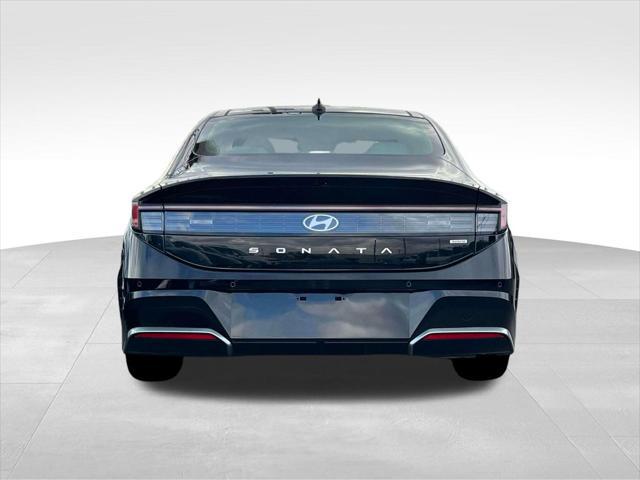2025 Hyundai Sonata Hybrid Limited
