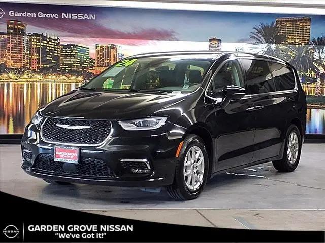 2024 Chrysler Pacifica Touring L for sale in Garden Grove, CA