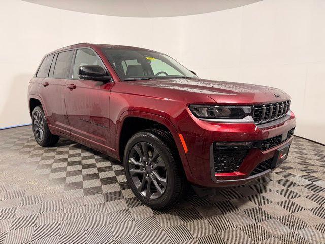 2026 Jeep Grand Cherokee GRAND CHEROKEE LIMITED RESERVE 4X4