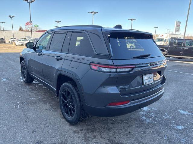 2026 Jeep Grand Cherokee Altitude 4x4
