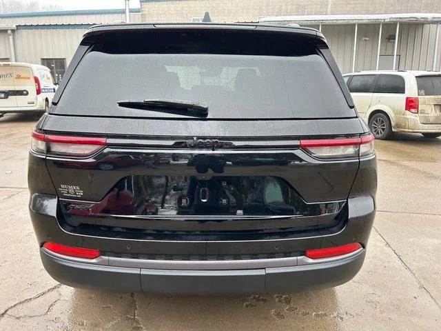 2026 Jeep Grand Cherokee Altitude 4x4