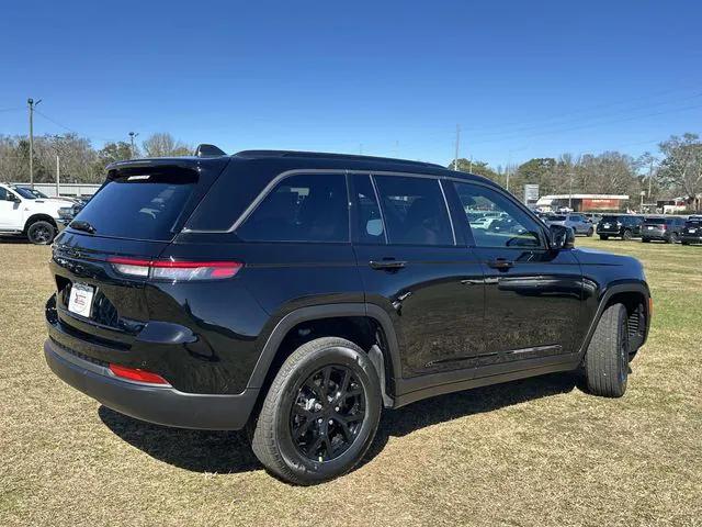 2026 Jeep Grand Cherokee Altitude 4x4