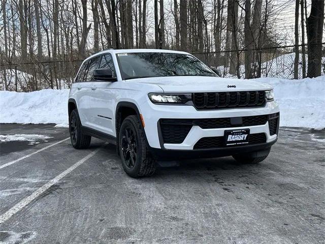 2026 Jeep Grand Cherokee GRAND CHEROKEE LAREDO ALTITUDE 4X4