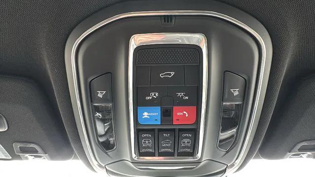 2026 Jeep Grand Cherokee Limited Reserve