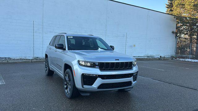 2026 Jeep Grand Cherokee Limited Reserve