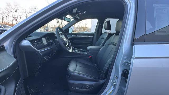 2026 Jeep Grand Cherokee Limited Reserve