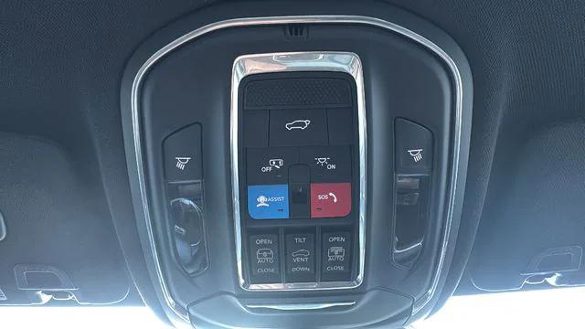 2026 Jeep Grand Cherokee Limited Reserve