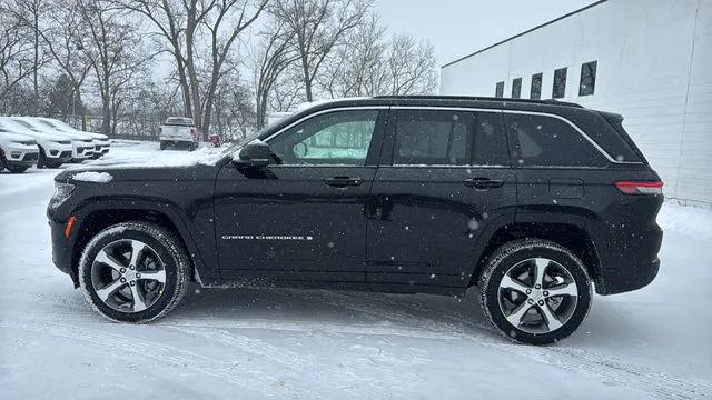 2026 Jeep Grand Cherokee GRAND CHEROKEE LIMITED 4X4