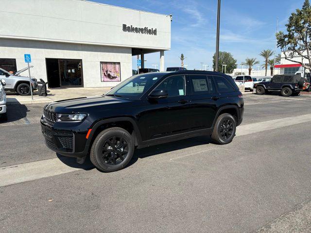 2026 Jeep Grand Cherokee GRAND CHEROKEE LAREDO ALTITUDE 4X4 2026 Jeep Grand Cherokee GRAND CHEROKEE LAREDO ALTITUDE 4X4