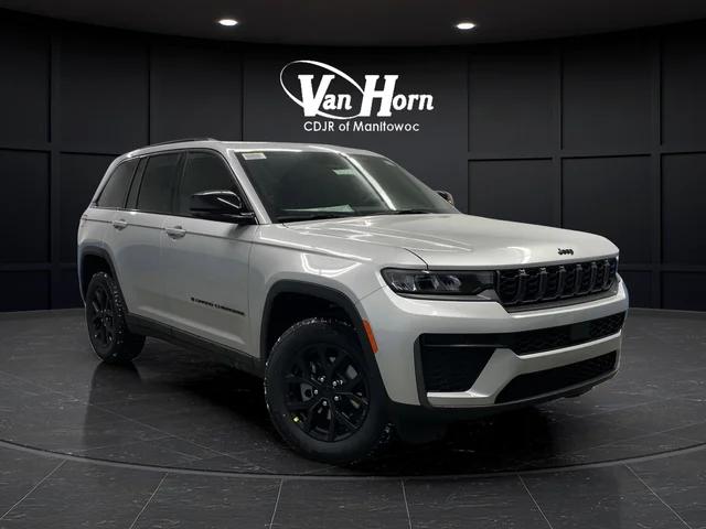 2026 Jeep Grand Cherokee GRAND CHEROKEE LAREDO ALTITUDE 4X4
