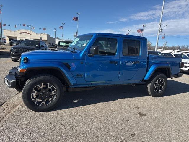 2026 Jeep Gladiator GLADIATOR SAHARA 4X4
