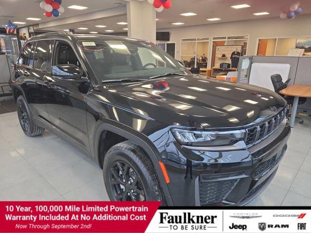 2026 Jeep Grand Cherokee GRAND CHEROKEE LAREDO ALTITUDE 4X4 2026 Jeep Grand Cherokee GRAND CHEROKEE LAREDO ALTITUDE 4X4