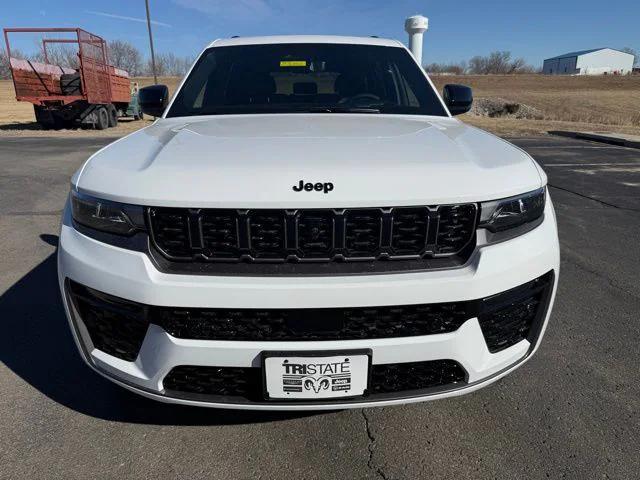 2026 Jeep Grand Cherokee GRAND CHEROKEE LIMITED RESERVE 4X4