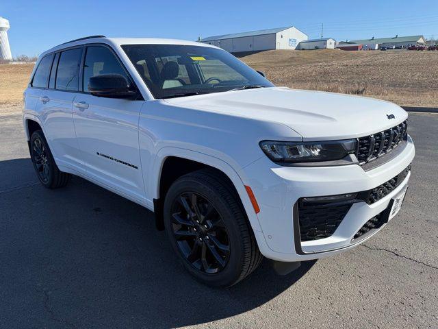 2026 Jeep Grand Cherokee GRAND CHEROKEE LIMITED RESERVE 4X4