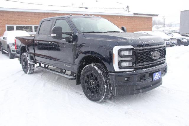 2025 Ford F-350 LARIAT