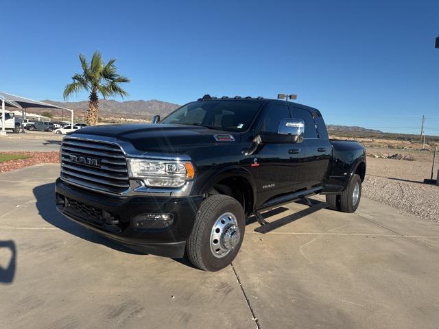 2024 RAM 3500 Limited Longhorn Mega Cab 4x4 64 Box