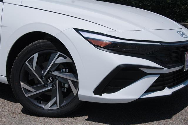 2025 Hyundai Elantra SEL Sport 2025 Hyundai Elantra SEL Sport