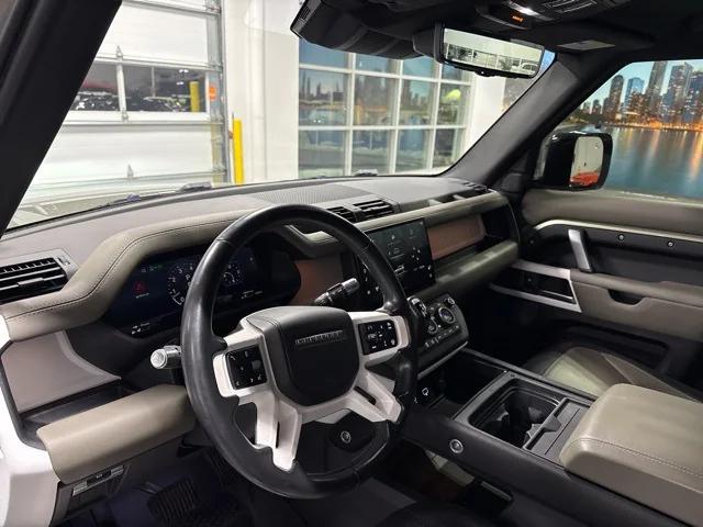 2022 Land Rover Defender 110 X-Dynamic HSE