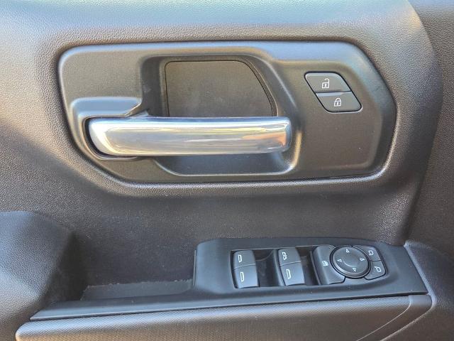 2023 Chevrolet Silverado 1500 4WD Crew Cab Short Bed Custom Trail Boss