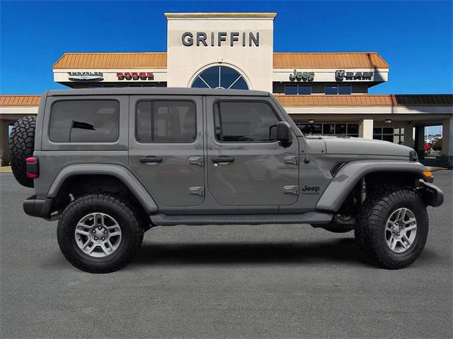 2021 Jeep Wrangler Unlimited Sahara Altitude 4x4 2021 Jeep Wrangler Unlimited Sahara Altitude 4x4