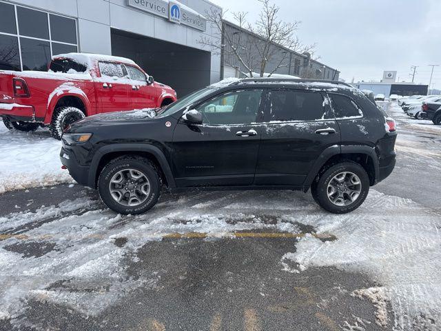 2019 Jeep Cherokee Trailhawk 4x4 2019 Jeep Cherokee Trailhawk 4x4