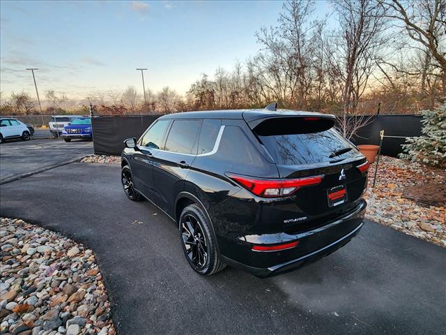 2023 Mitsubishi Outlander SE Black Edition S-AWC