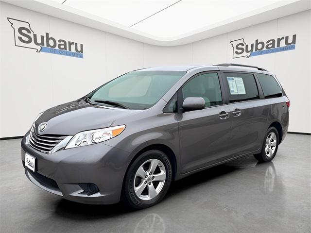 2017 Toyota Sienna L 2017 Toyota Sienna L