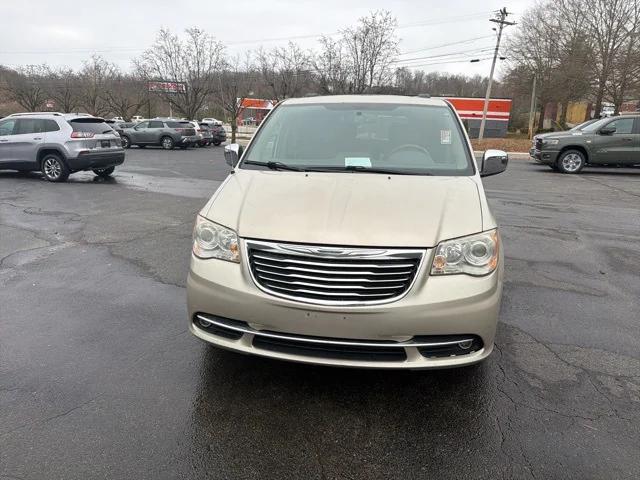 2012 Chrysler Town and Country Limited 2012 Chrysler Town and Country Limited
