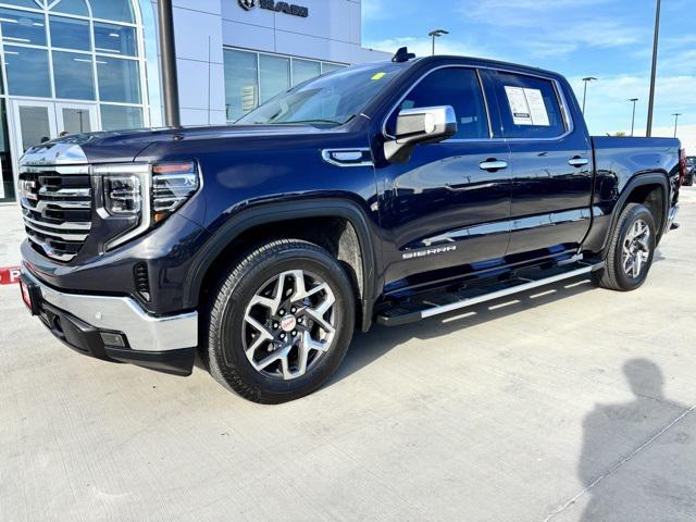 2025 GMC Sierra 1500 2WD Crew Cab Short Box SLT 2025 GMC Sierra 1500 2WD Crew Cab Short Box SLT