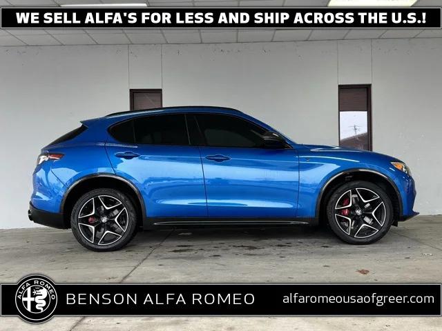 2020 Alfa Romeo Stelvio Ti Sport Carbo AWD 2020 Alfa Romeo Stelvio Ti Sport Carbo AWD