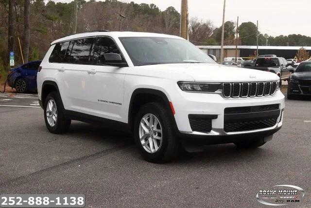 2023 Jeep Grand Cherokee L Laredo 4x4 2023 Jeep Grand Cherokee L Laredo 4x4