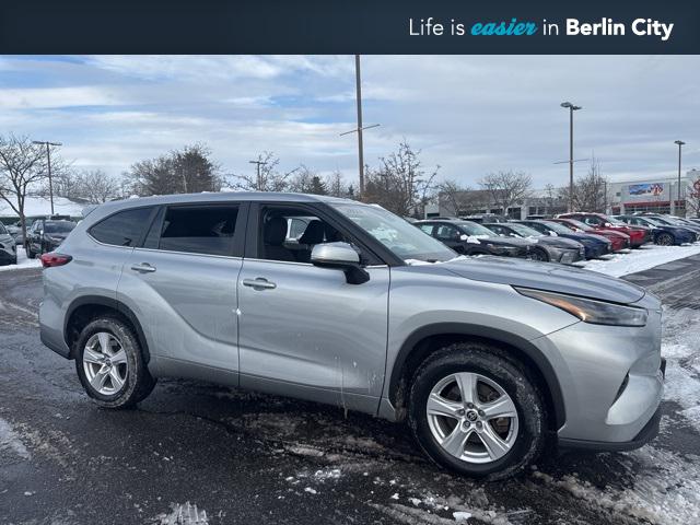 2023 Toyota Highlander LE