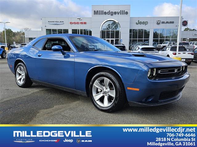 2022 Dodge Challenger SXT