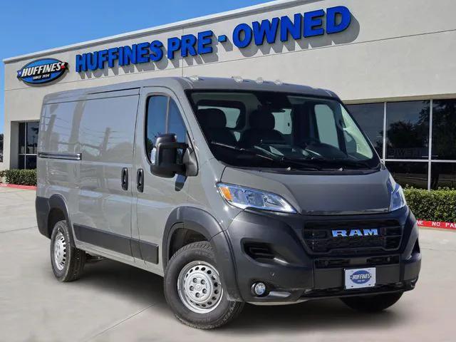 2025 RAM ProMaster 2500 Cargo Van Tradesman Low Roof 136 WB w/Pass Seat