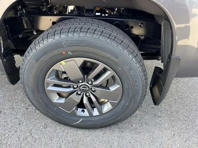 2026 Nissan Frontier Crew Cab SV 4x4