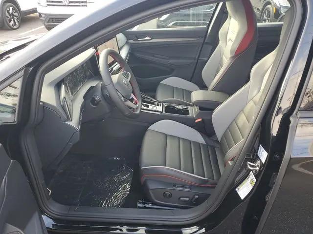 2026 Volkswagen Golf GTI SE