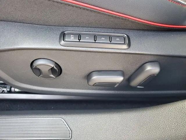 2026 Volkswagen Golf GTI SE