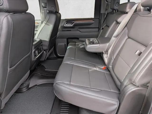 2026 GMC Sierra 2500HD Crew Cab, Standard Bed, Denali, 4WD