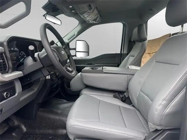 2026 Ford F-550 XL