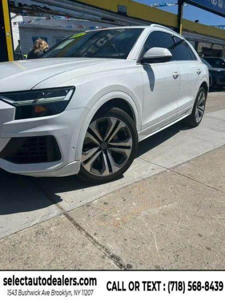 2019 Audi Q8 55 Premium