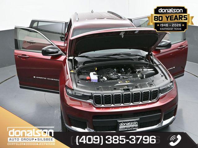 2025 Jeep Grand Cherokee L Laredo 4x2