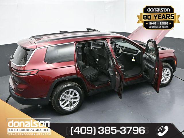 2025 Jeep Grand Cherokee L Laredo 4x2