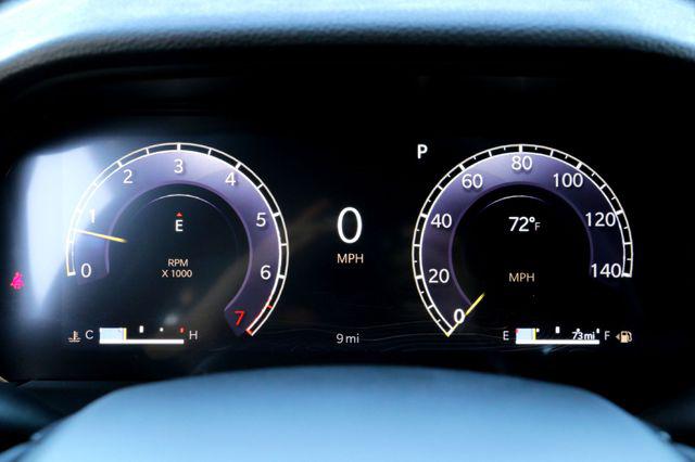 2025 Jeep Grand Cherokee Laredo 4x2