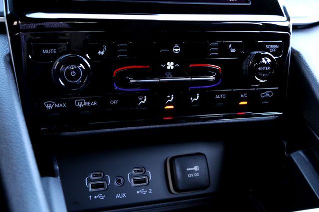 2025 Jeep Grand Cherokee Laredo 4x2