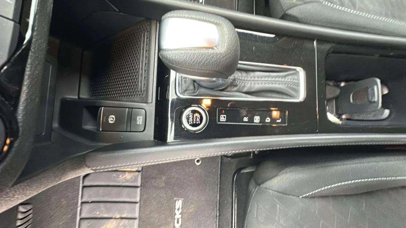 2021 Nissan Kicks SV Xtronic CVT