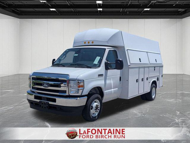 2026 Ford E-450 Cutaway Base for sale in Birch Run, MI