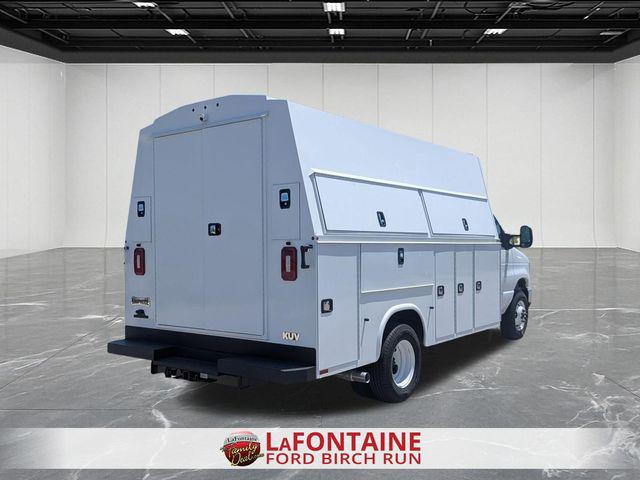 2026 Ford E-450 Cutaway Base