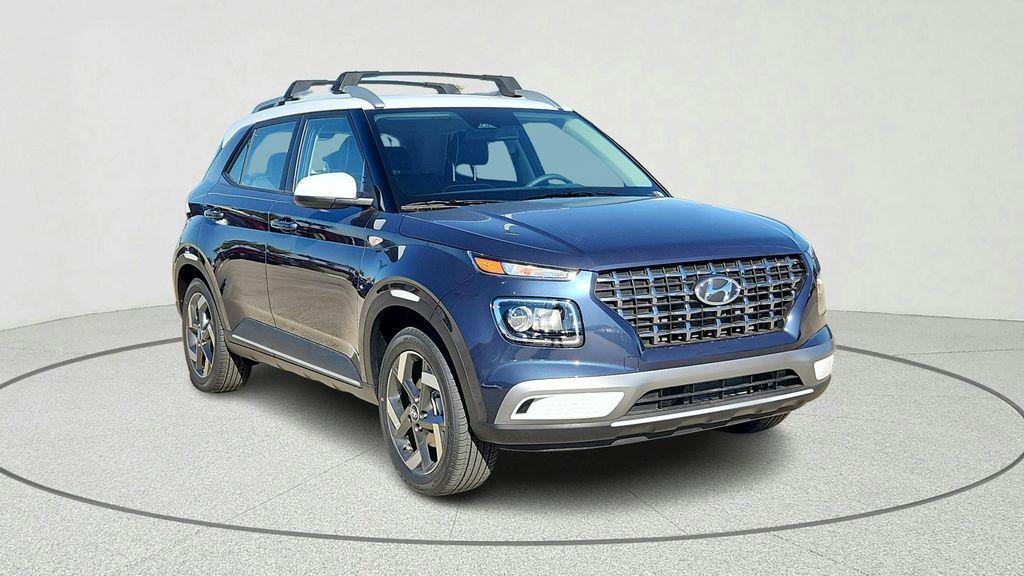 2026 Hyundai Venue SEL w/Two-Tone Roof
